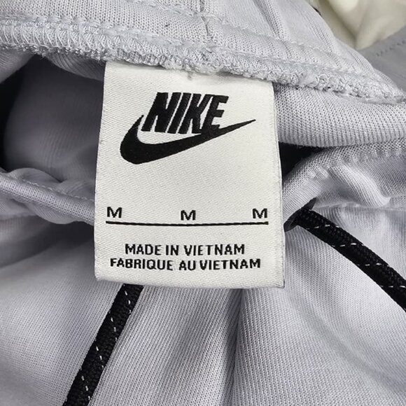 Nike Men’s M Tech Fleece Light Gray Shorts Drawstring Logo Athletic Casual - Picture 3 of 10